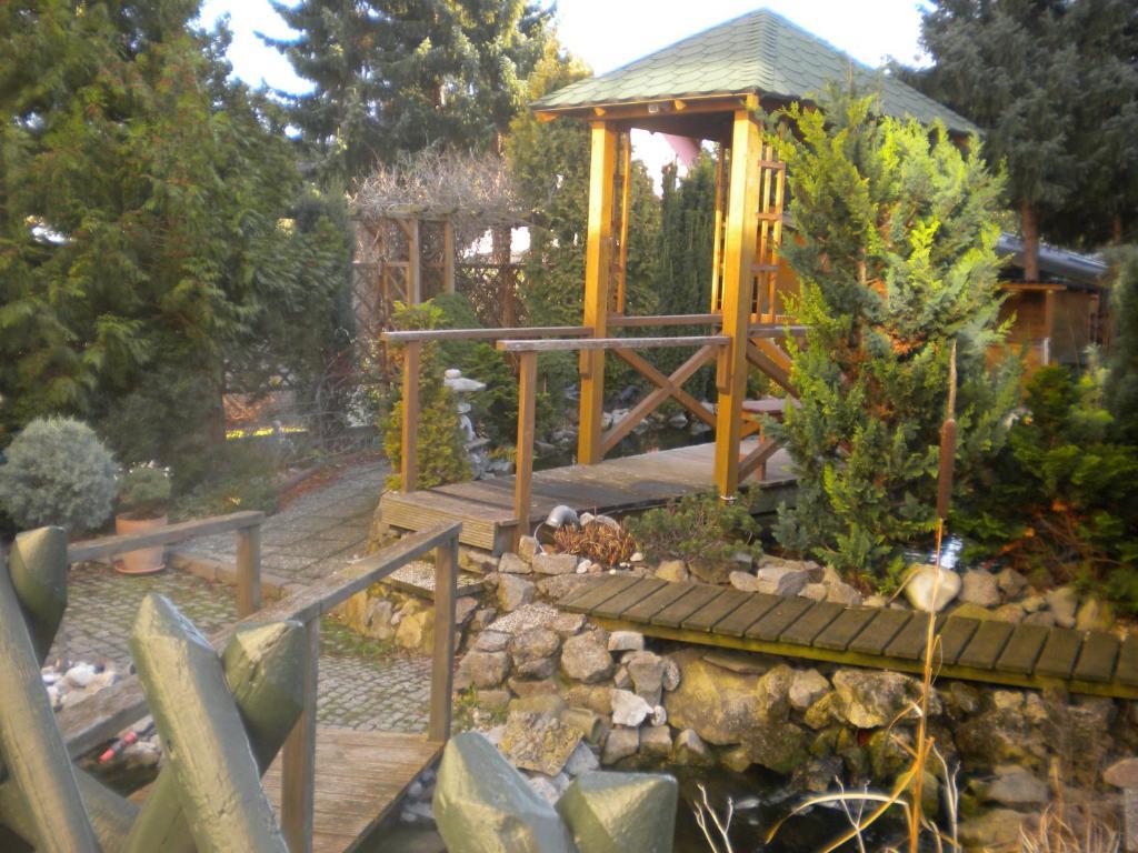 Eifel-Landhaus Ferienwohnungen "Em Gardestueffje" เมเคอร์นิค ภายนอก รูปภาพ