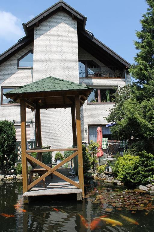 Eifel-Landhaus Ferienwohnungen "Em Gardestueffje" เมเคอร์นิค ห้อง รูปภาพ